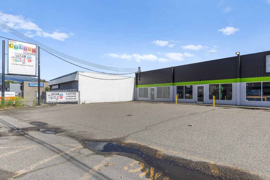 More Photos Of 4216 25 Av, Vernon Industrial For Lease