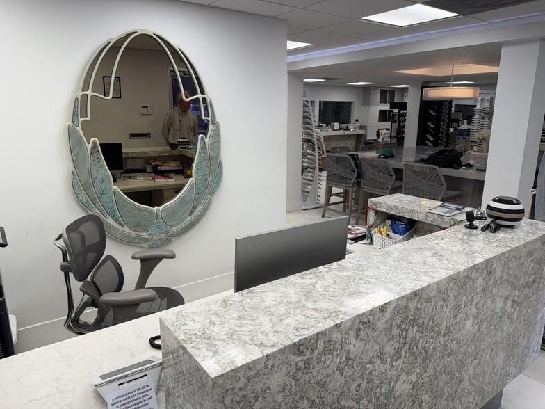 More Photos Of 590 SW 12th Ave, Pompano Beach Warehouse For Sale