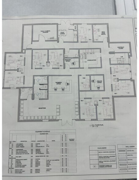 More Photos Of 17119 Wayside Dr, Dumfries General Retail For Sale