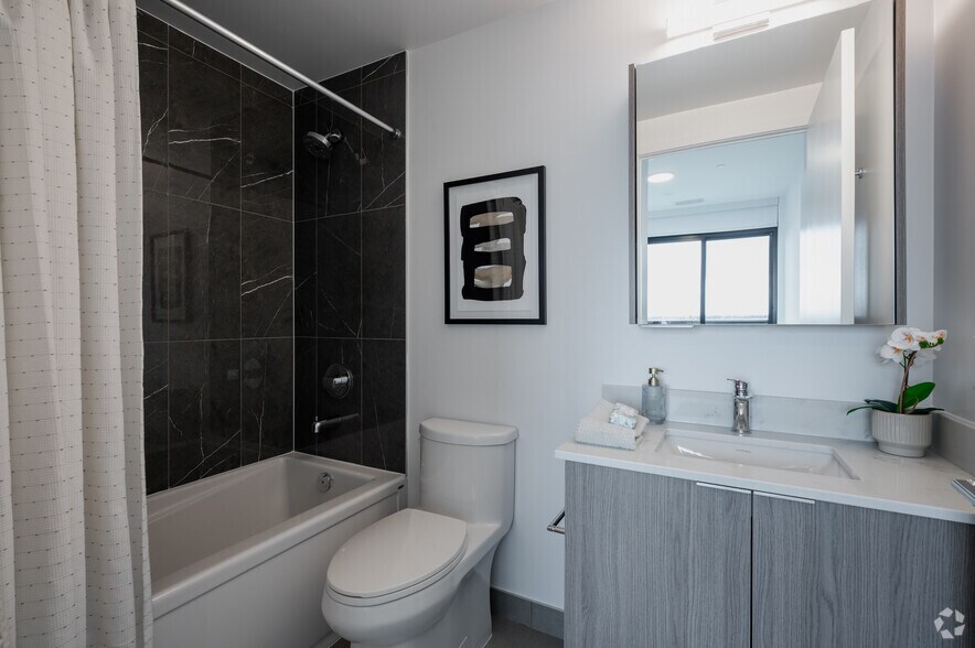 More Photos Of 500 Upper Wellington St, Hamilton Apartments For Lease