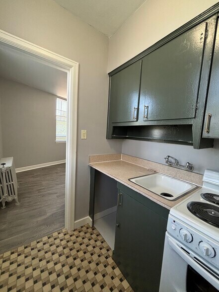 More Photos Of 7416 Harwood Ave, Wauwatosa Multifamily For Sale