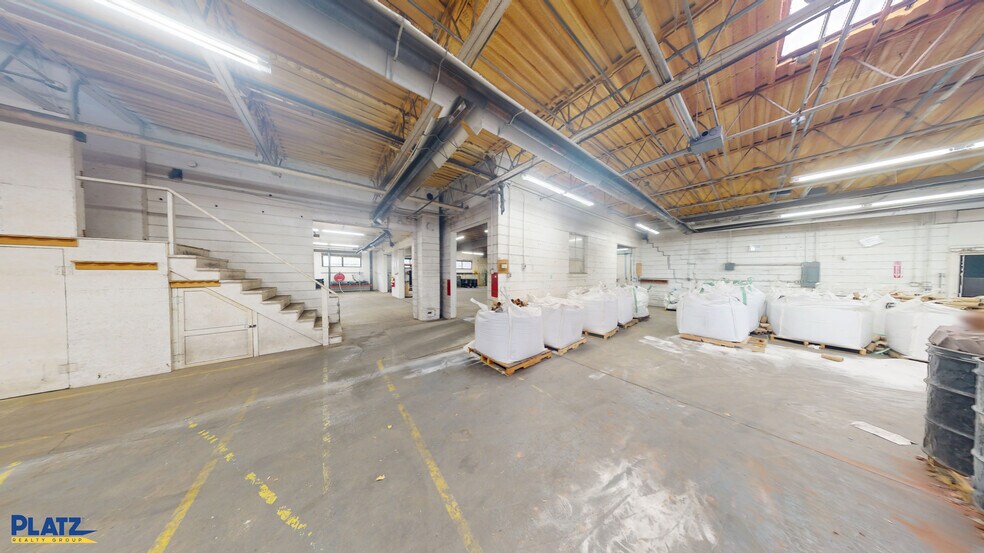 More Photos Of 1551 S Linden Ave, Alliance Manufacturing For Sale