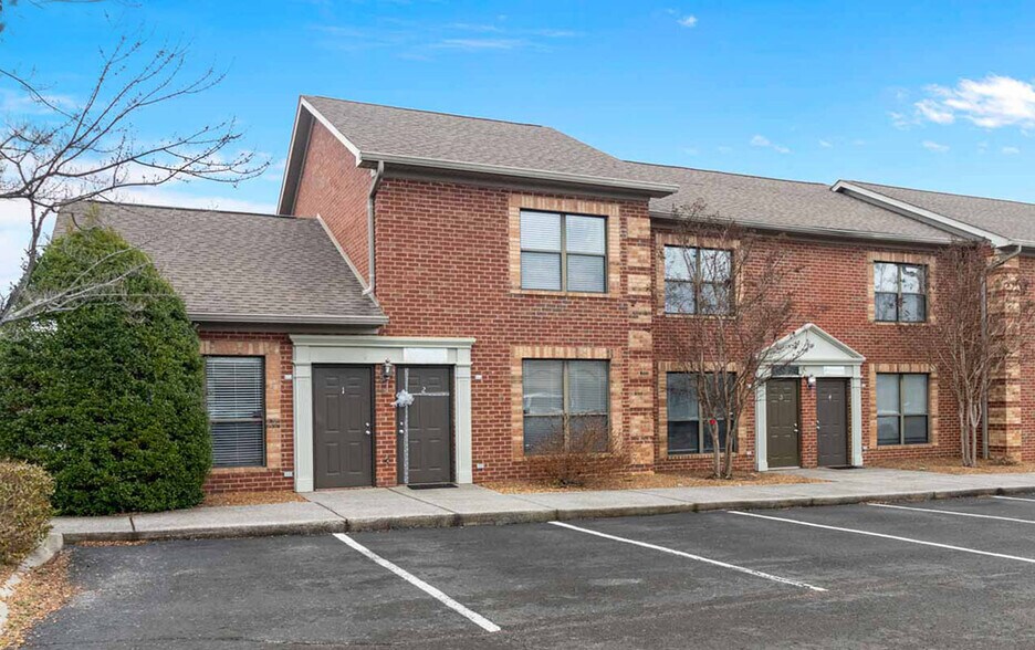 More Photos Of 504 Autumn Springs Ct, Franklin Loft Creative Space For Lease