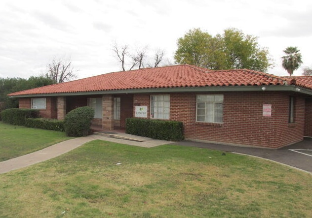 More Photos Of 901 E University Dr, Mesa Shelter For Sale