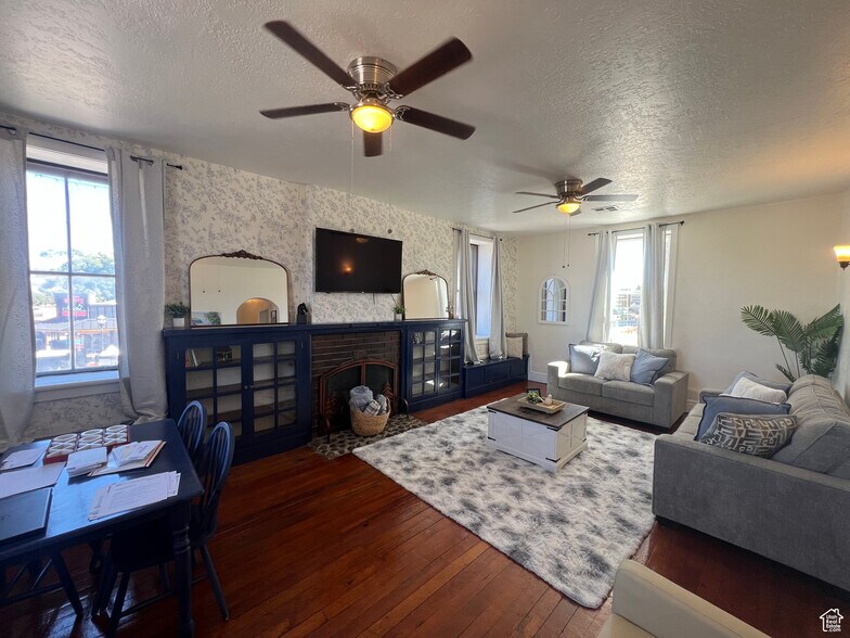 More Photos Of 95 N Main St, Panguitch Restaurant For Sale