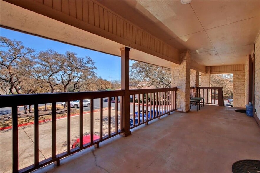 More Photos Of 12343 Hymeadow Dr, Austin Office Residential For Sale