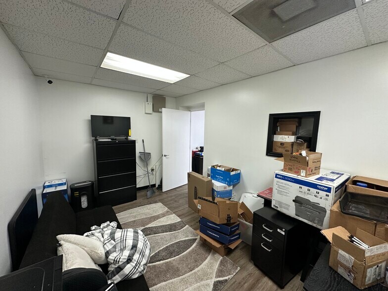 More Photos Of 4137 Ladson Rd, Ladson Convenience Store For Lease