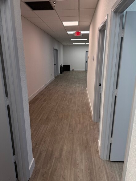 More Photos Of 10784 Satellite Blvd, Orlando Warehouse For Sale