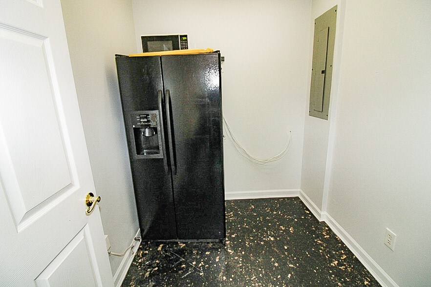 More Photos Of 5317 Stanton Rd, Knoxville Medical For Sale