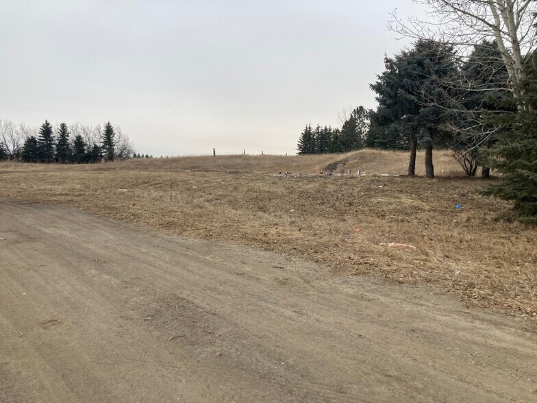 More Photos Of 2703 30th Ave NW, Minot Land For Sale