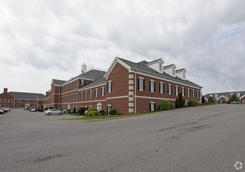 More Photos Of 4137 Boardman Canfield Rd, Canfield Office Residential For Lease