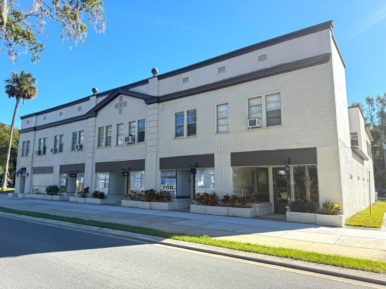 More Photos Of 244 E Graves Ave, Orange City Apartments For Lease