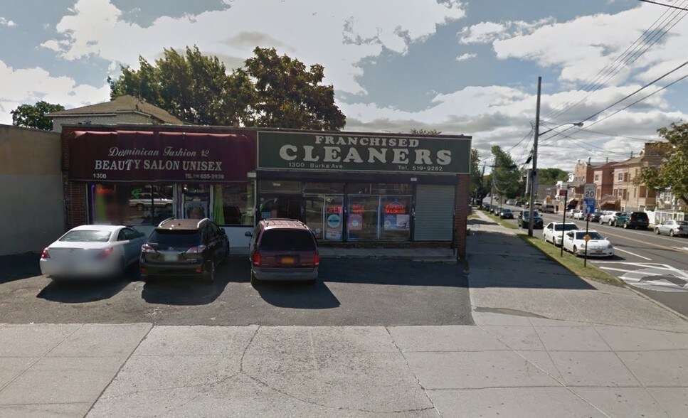 Primary Photo Of 1300 Burke Ave, Bronx Storefront For Lease
