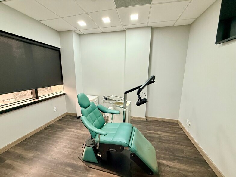 More Photos Of 3 School St, Glen Cove Medical For Sale