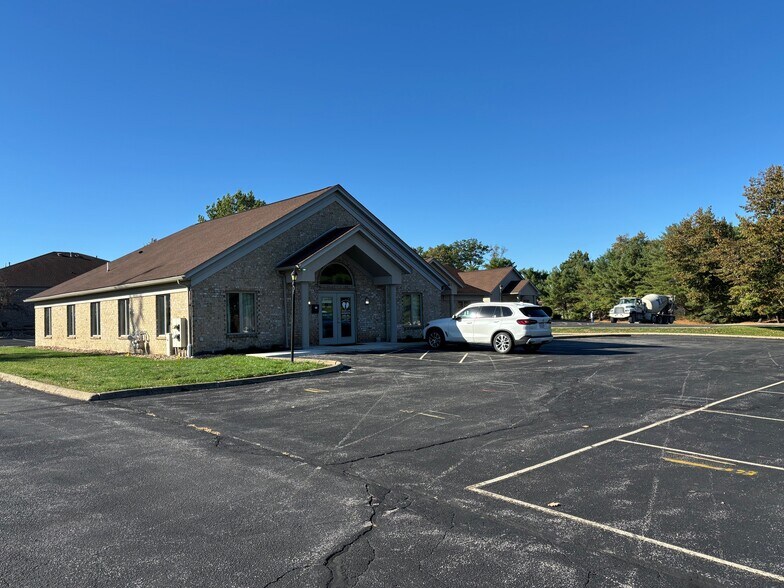 More Photos Of 819 Southwestern Run, Youngstown Medical For Sale