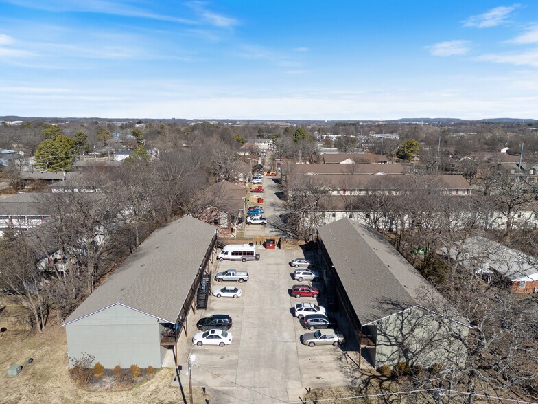 More Photos Of 884 Holly St, Fayetteville Apartments For Sale