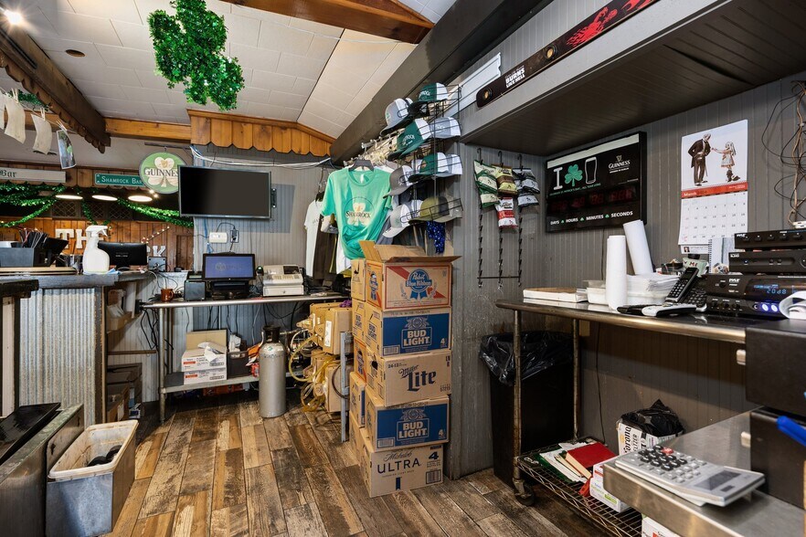 More Photos Of , Beaver Island General Retail For Sale