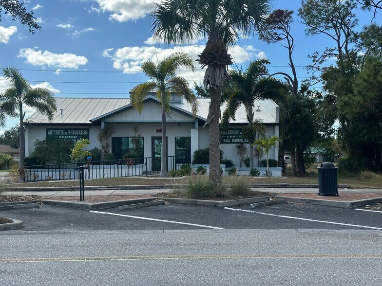 More Photos Of 2841 Tamiami Trl, Port Charlotte Medical For Sale