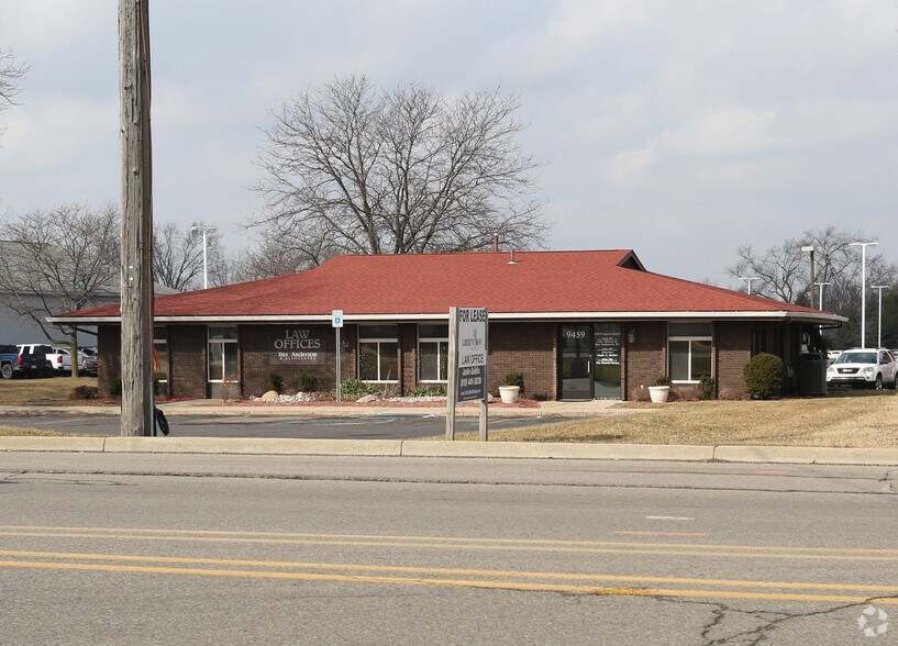 More Photos Of 9459 Lapeer Rd, Davison Office For Lease