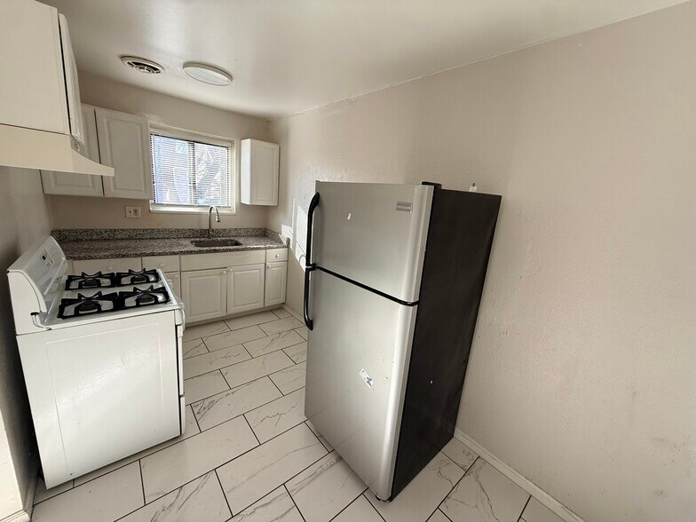 More Photos Of 2535-2537 Lysle Rd, Cincinnati Apartments For Sale