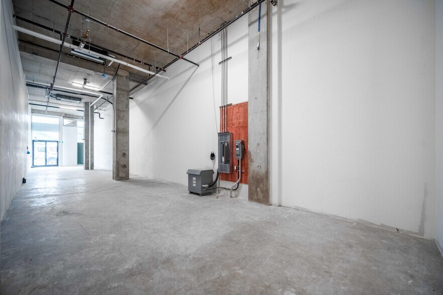 More Photos Of 8415 Granville St, Vancouver Apartments For Sale