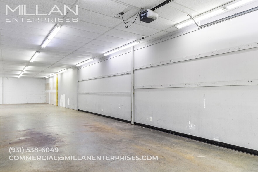 More Photos Of 2200 Wilma Rudolph Blvd, Clarksville Storefront Retail Office For Lease