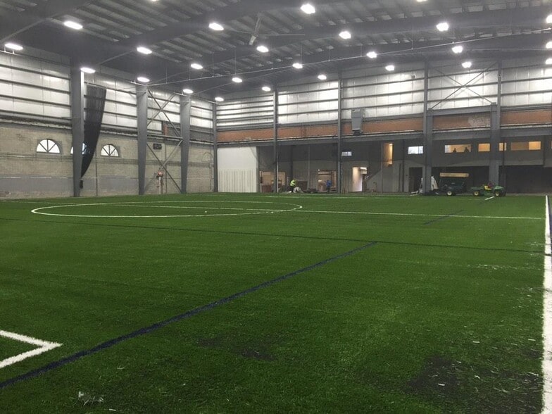 More Photos Of 635 Middle Country Rd, Coram General Retail For Lease