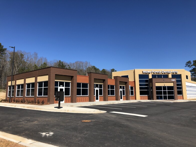 Primary Photo Of 1001 Stadium Dr, Wake Forest Medical For Lease