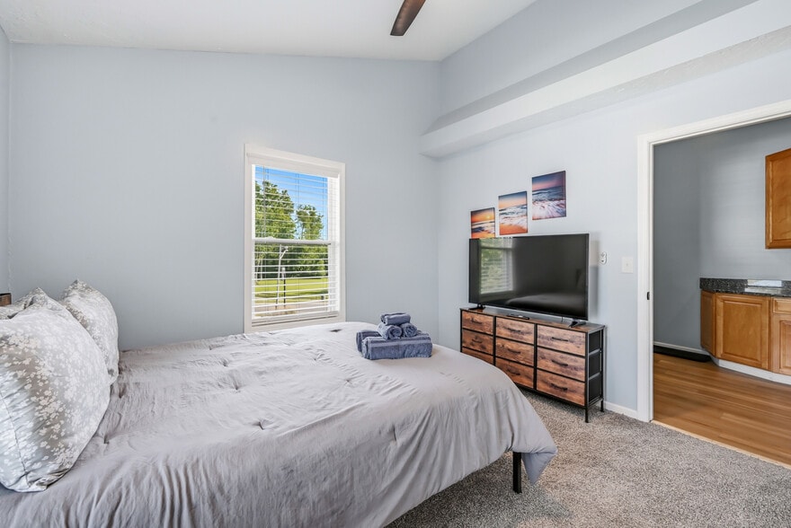 More Photos Of 5214 Old Lake Rd, Geneva Apartments For Sale