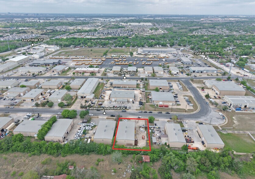More Photos Of 2320 Patterson Industrial Blvd, Pflugerville Warehouse For Sale