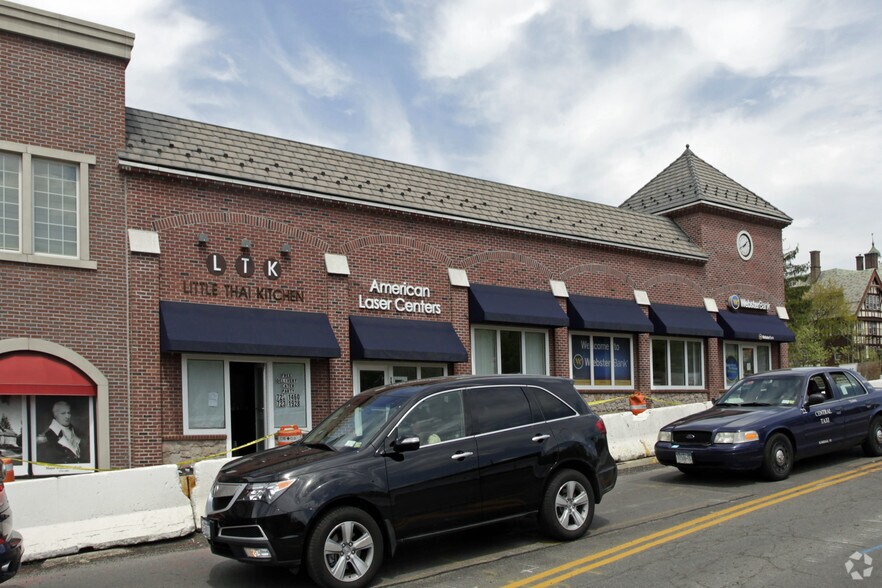 More Photos Of 13-17 Popham Rd, Scarsdale Storefront For Lease