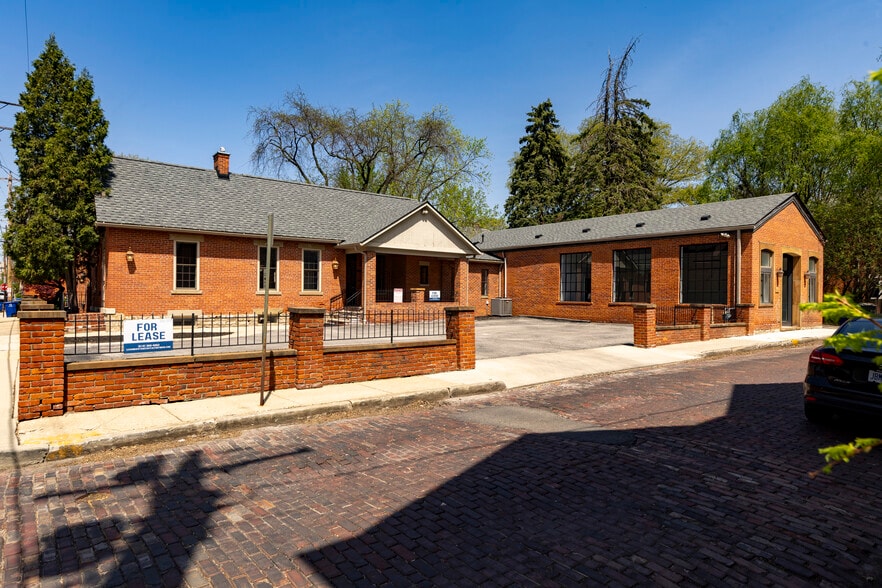 More Photos Of 30-40 E Columbus St, Columbus Unknown For Lease