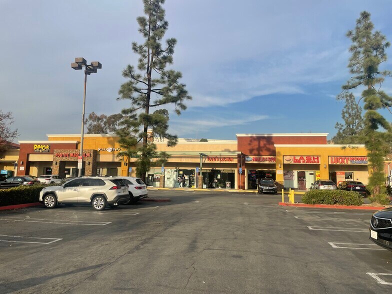 More Photos Of 1535-1551 E Amar Rd, West Covina Storefront For Sale