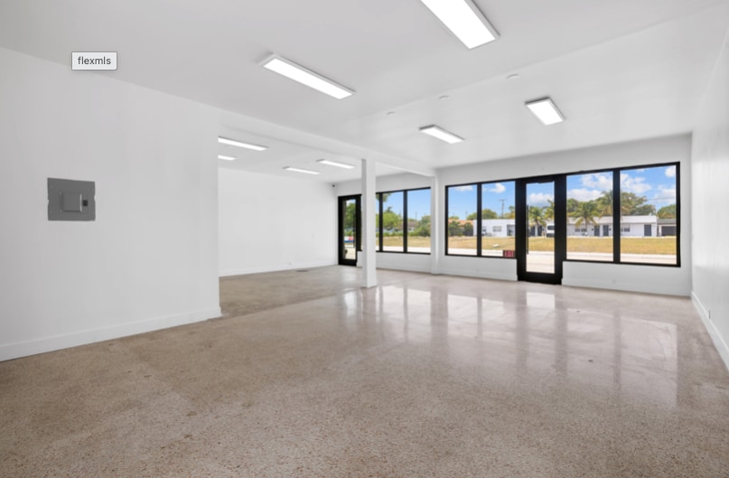 More Photos Of 1808-1812 N Dixie Hwy, Lake Worth Unknown For Lease