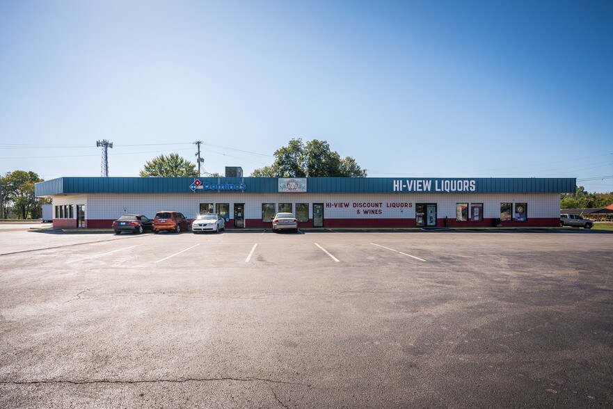 More Photos Of 7920 Fegenbush Ln, Louisville General Retail For Lease