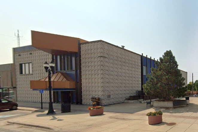 More Photos Of 101 S 1st St, Montevideo Office For Sale