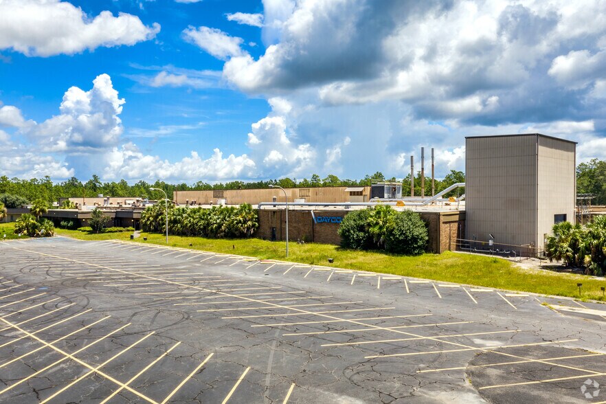 More Photos Of 938 Thunderbolt Rd, Walterboro Warehouse For Lease