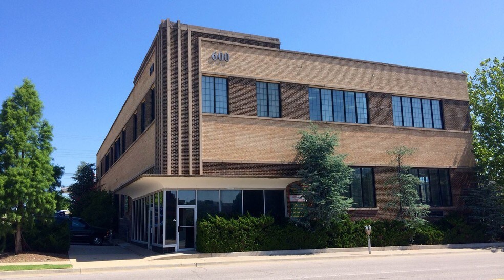More Photos Of 600 N Walker Ave, Oklahoma City Office For Lease