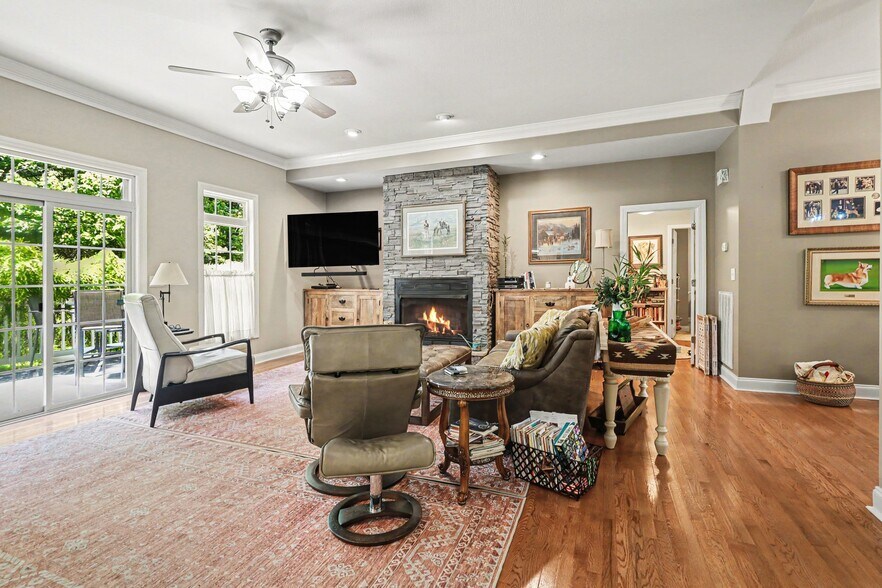 More Photos Of 4037 Old Williamston Rd, Belton Specialty For Sale