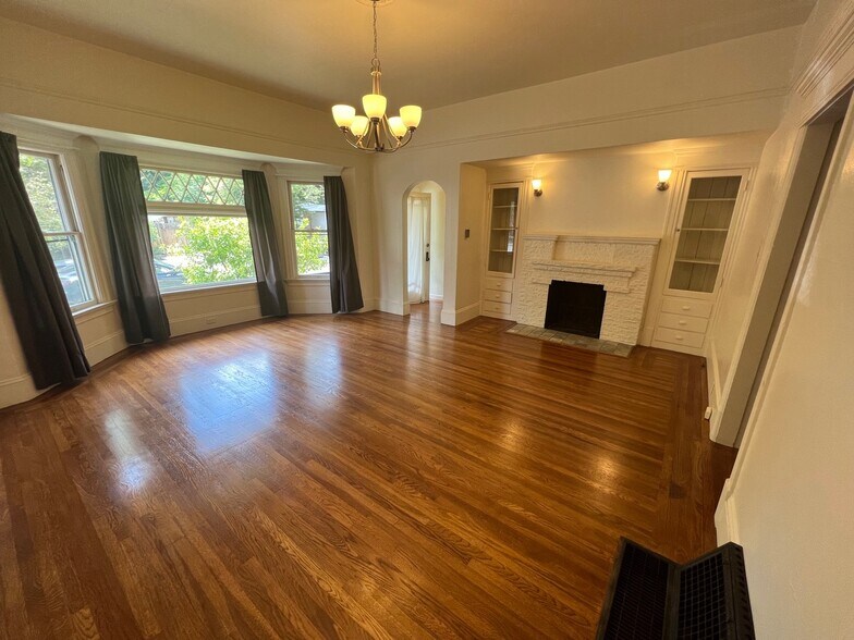 More Photos Of 392 View St, Mountain View Apartments For Sale