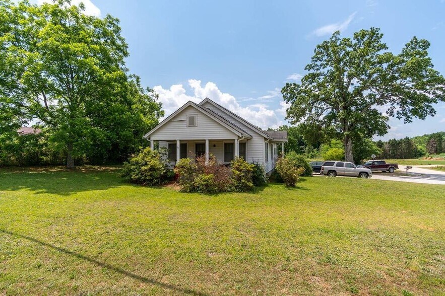 More Photos Of 484 White Dr, Stockbridge Land For Sale