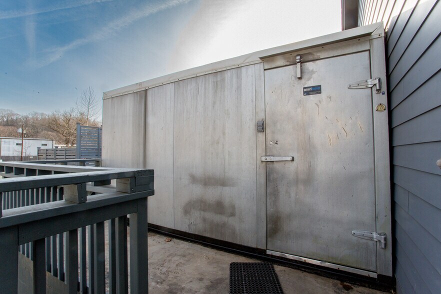 More Photos Of 236 N Union St, Lambertville Restaurant For Sale