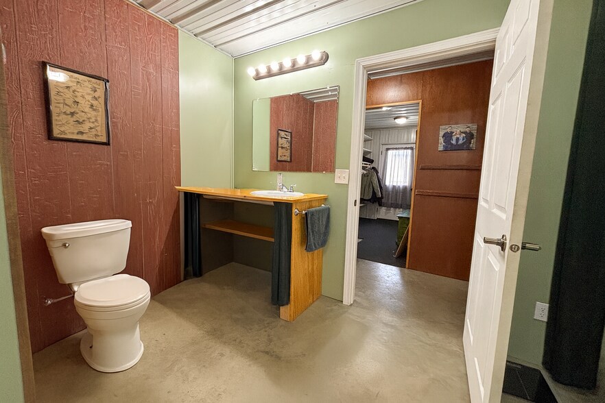 More Photos Of 32738 US 71, Menahga General Retail For Sale