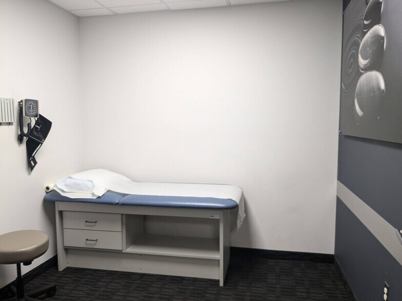 More Photos Of 6253 Grand River Rd, Brighton Unknown For Lease