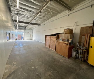 More Photos Of 12990 Branford St, Pacoima Warehouse For Lease