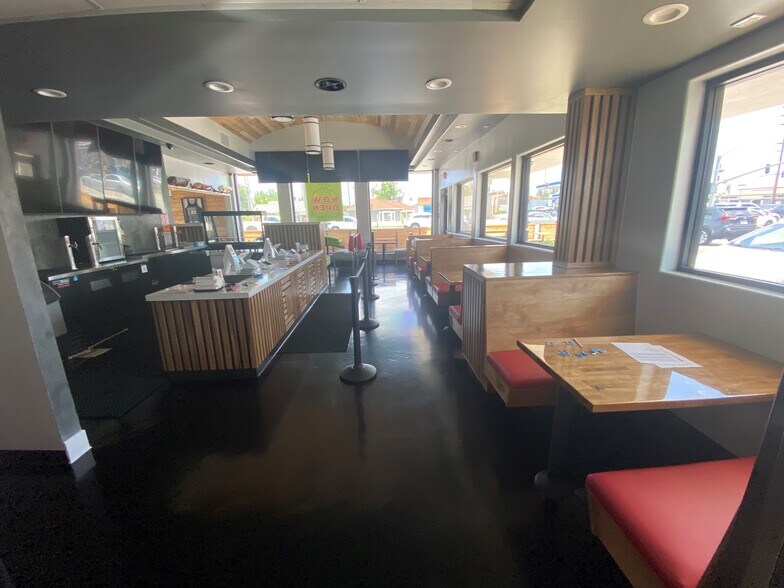 More Photos Of 1610 E Chapman Ave, Orange Restaurant For Lease