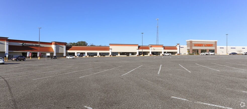 More Photos Of 1730 E Dixon Blvd, Shelby Unknown For Lease