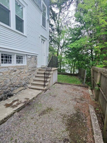 More Photos Of 717-19 Ackerman Ave, Syracuse Apartments For Sale