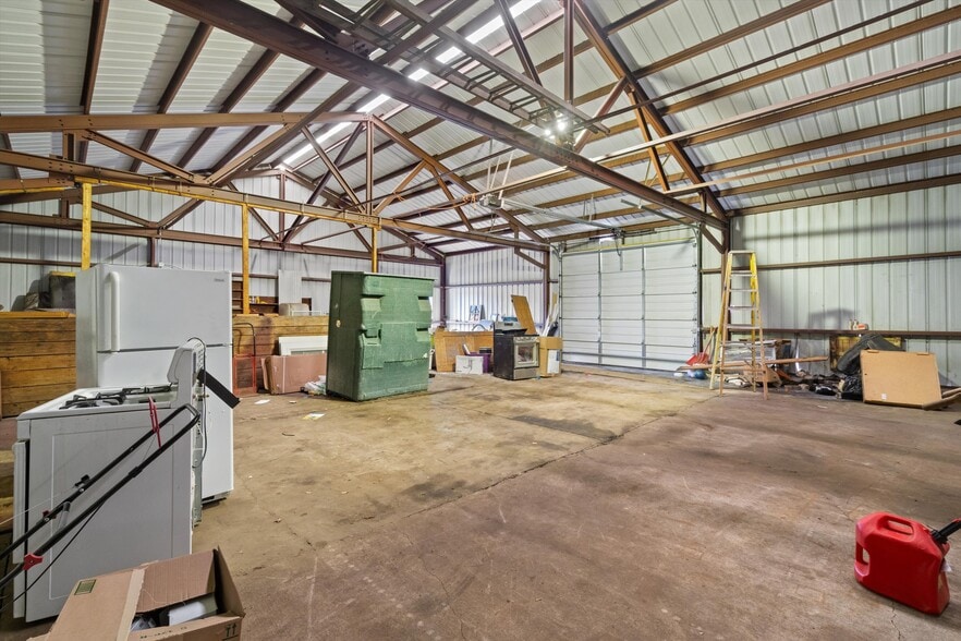 More Photos Of 3701 N Holton St, Milwaukee Manufacturing For Sale