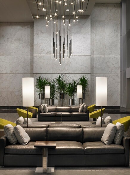 More Photos Of 600 Brickell Ave, Miami Office For Sale